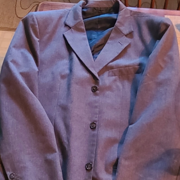 Giorgio Armani Other - 🌷Giorgio Armani suit jacket